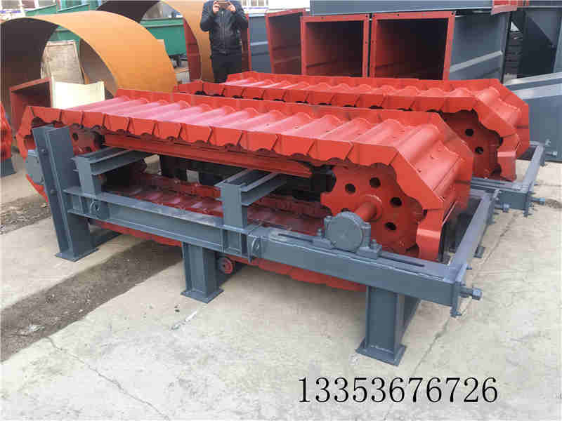 耐高温板式喂料机21